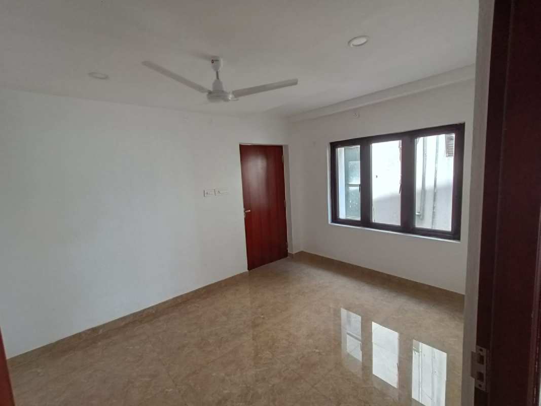 3 BHK Flats & Apartments for Sale in Film Nagar, Hyderabad (3300 Sq.ft.)