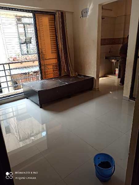 1 RK Flats & Apartments for Rent in Sector 8, Navi Mumbai (325 Sq.ft.)