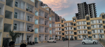 Fully Furnished  2 BHK flat In Trehan Vivanta