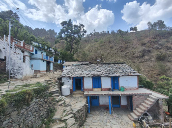 Property for sale in Manila, Almora