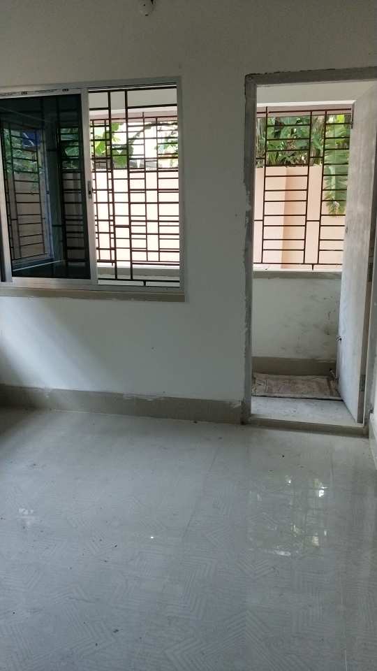 2 BHK Flats & Apartments for Sale in Anandapuri, Kolkata (876 Sq.ft.)
