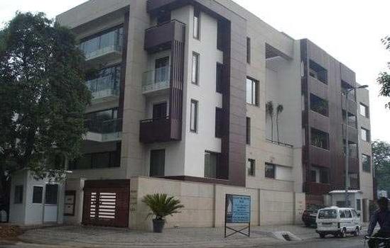 Multistory Apartment in Good Society For Sale