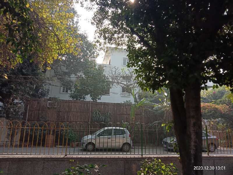 8500 Sq.ft. Individual Houses / Villas For Sale In Sunder Nagar, Delhi