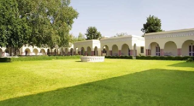 FOR SALE BEST HERITAGE MAHARAJA PALACE/ HOTEL PROPERTY NEAR ALWAR, RAJASTHAN