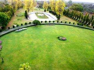 FOR SALE BEST HERITAGE MAHARAJA PALACE/ HOTEL PROPERTY NEAR ALWAR, RAJASTHAN