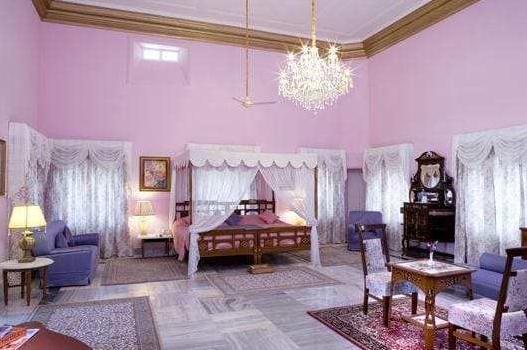 FOR SALE BEST HERITAGE MAHARAJA PALACE/ HOTEL PROPERTY NEAR ALWAR, RAJASTHAN