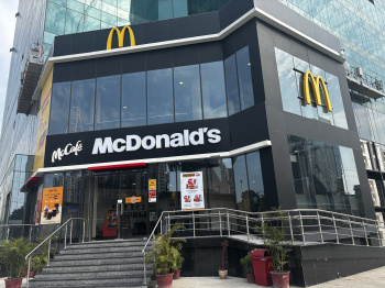 Hotel & Restaurant for Sale in Sector 73, Noida (9500 Sq.ft.)