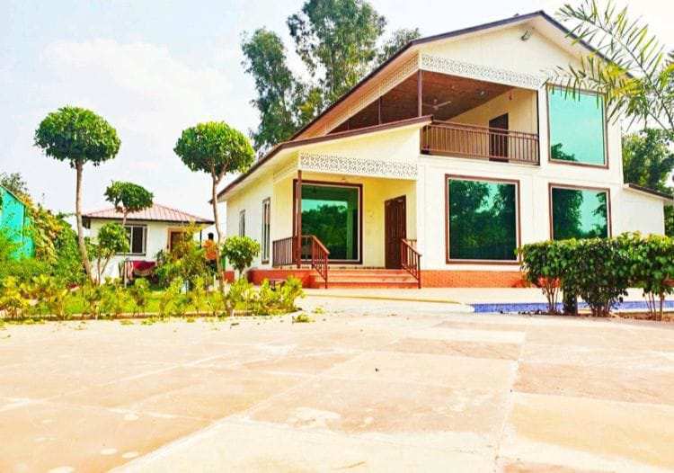 3 BHK Farm House for Sale in Sector 135, Noida (1008 Sq. Yards)