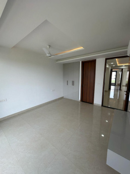 3 BHK Builder Floor for Sale in Sector 57, Gurgaon (258 Sq. Yards)