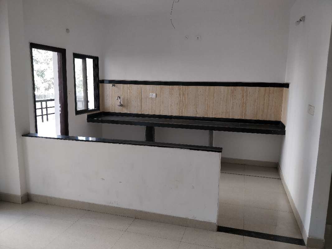 3 BHK Flats & Apartments for Sale in New Dhamtari Road, Raipur (1200 Sq.ft.)