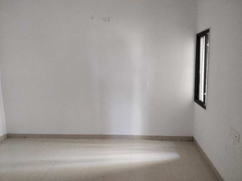 READY TO MOVE FLAT NEAR AIRPORT