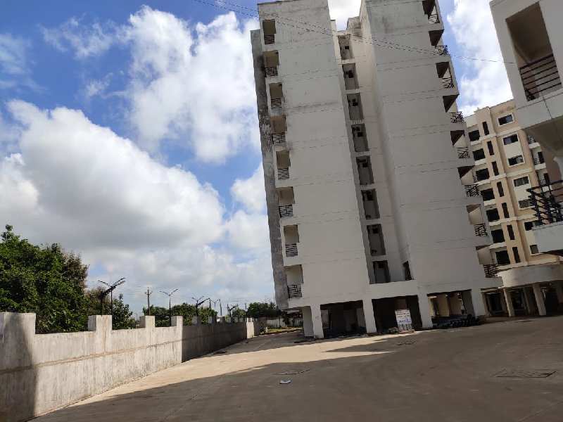 3 BHK Flats & Apartments for Sale in Raipur (1100 Sq.ft.)