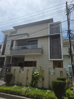 Kothi for sale in sarv Mangal zirakpur