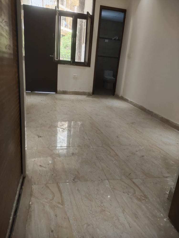 Builder  floor