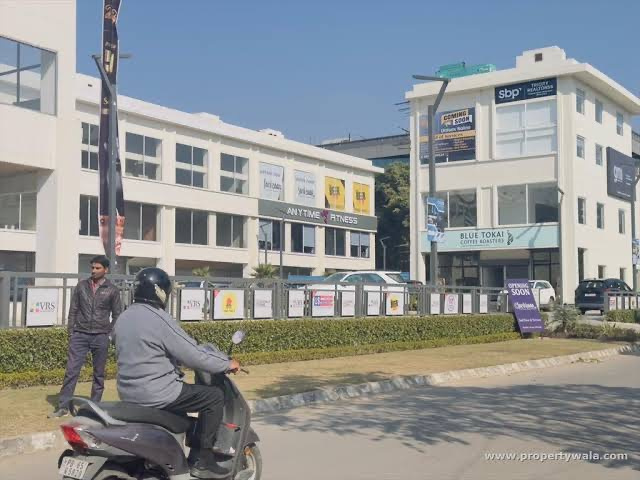 4356 Sq.ft. Showrooms for Sale in Sector 68, Mohali