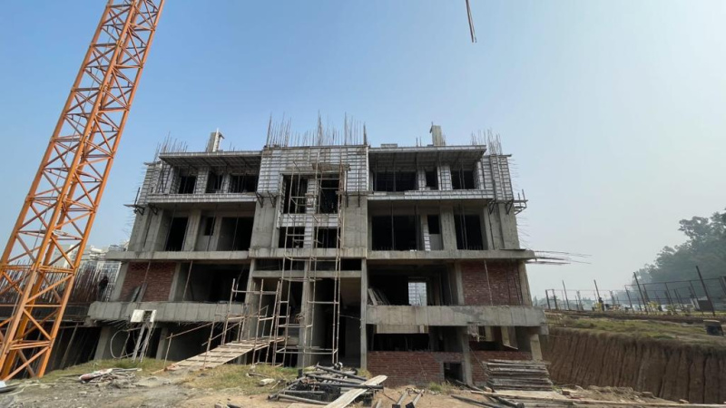 3 BHK Flats & Apartments for Sale in Chandigarh Patiala Highway, Zirakpur (2050 Sq.ft.)