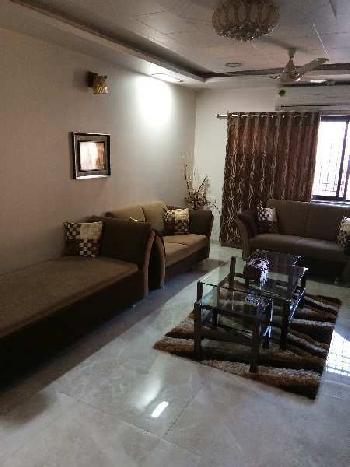 3 BHK Flats & Apartments for Sale in City light, Surat (1900 Sq.ft.)
