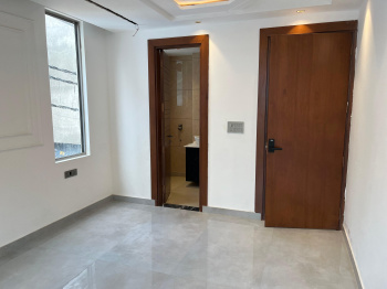 4 BHK Builder Floor for Sale in Anand Vihar, Kaushambi (210 Sq. Yards)
