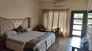 1 kanal old liveable house for sale in sector 6 panchkula