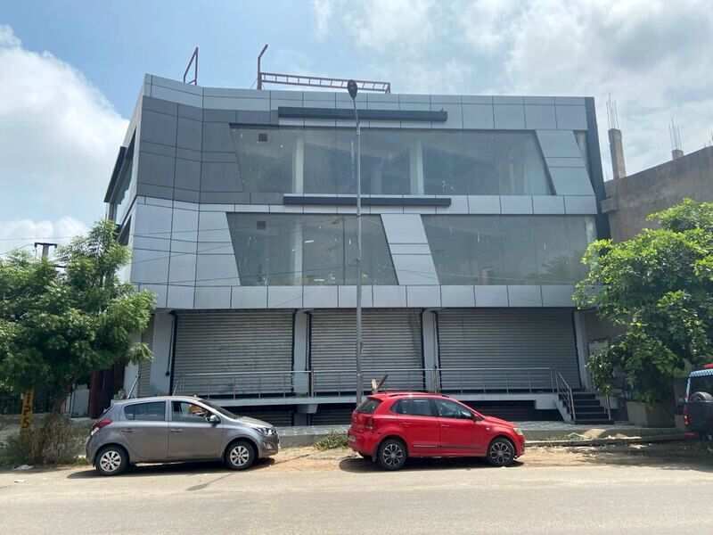 7500 square feet newly built commercial building in 4 floors, situated on King's Road, Nirman Nagar, Jaipur for direct sale