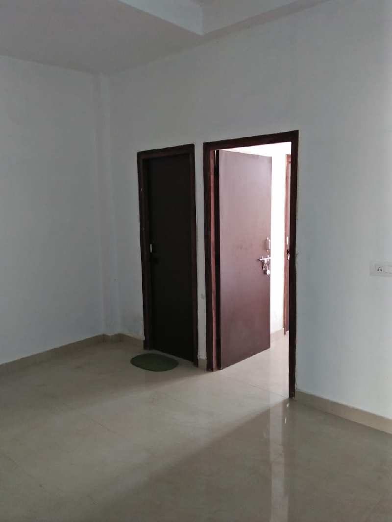 3600 Sq.ft. Banquet Hall & Guest House for Sale in Chaitanya Vihar, Vrindavan
