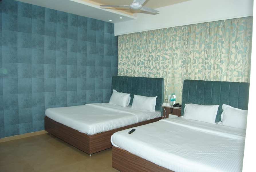 30000 Sq.ft. Hotel & Restaurant for Sale in Shirdi, Ahmednagar