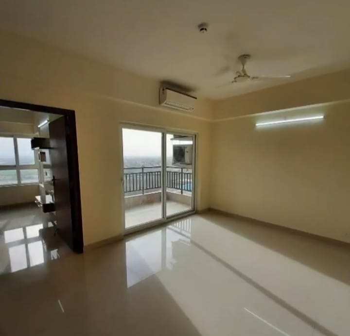 3 BHK Flats & Apartments for Rent in Sector 102, Gurgaon (1600 Sq.ft.)