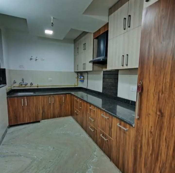 4 BHK Builder Floor for Sale in Sector 8, Dwarka, Delhi (1800 Sq.ft.)