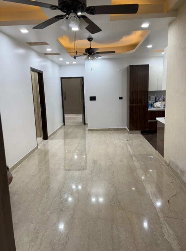 4 BHK Builder Floor for Sale in Sector 12, Dwarka, Delhi (2200 Sq.ft.)