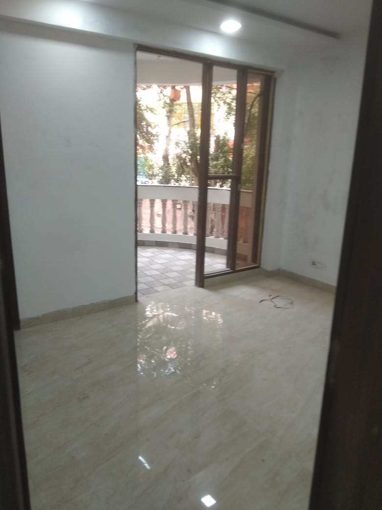 4 BHK Flats & Apartments for Sale in Sector 6, Dwarka, Delhi (1850 Sq.ft.)