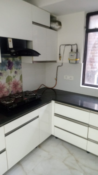 4 BHK Flats & Apartments for Rent in Sector 22, Dwarka, Delhi (2050 Sq.ft.)