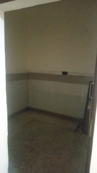 100 Sq.ft. Commercial Shops for Rent in Sector 6, Dwarka, Delhi