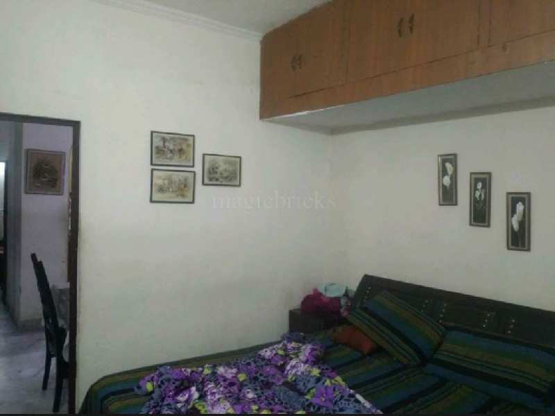 2 BHK Flats & Apartments for Sale in Lajpat Nagar IV, Lajpat Nagar, Delhi (115 Sq. Yards)