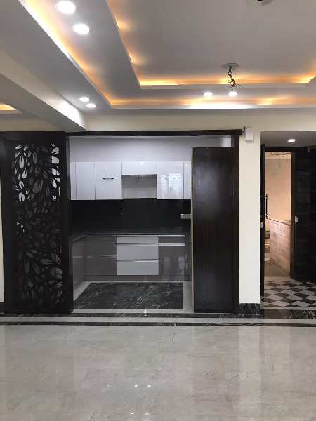 3 BHK Flats & Apartments for Sale in Sector 12, Dwarka, Delhi (1700 Sq.ft.)