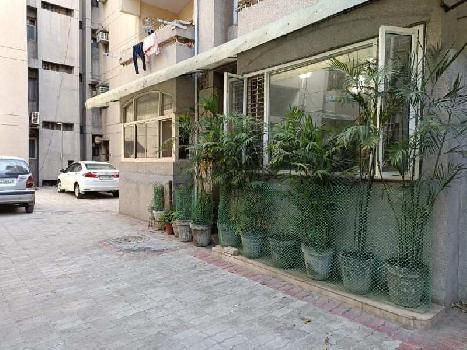 2 BHK Flats & Apartments for Sale in Block D, Vikas Puri, Delhi (1200 Sq.ft.)