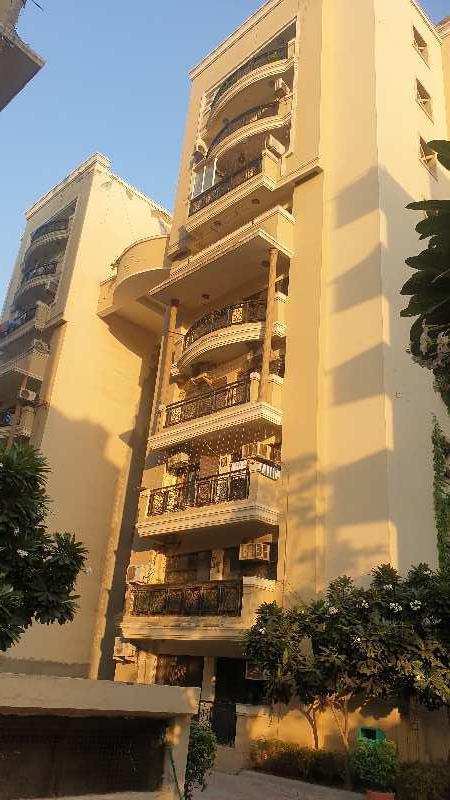 3 BHK Flats & Apartments for Sale in Sector 93a, Noida (1600 Sq.ft.)
