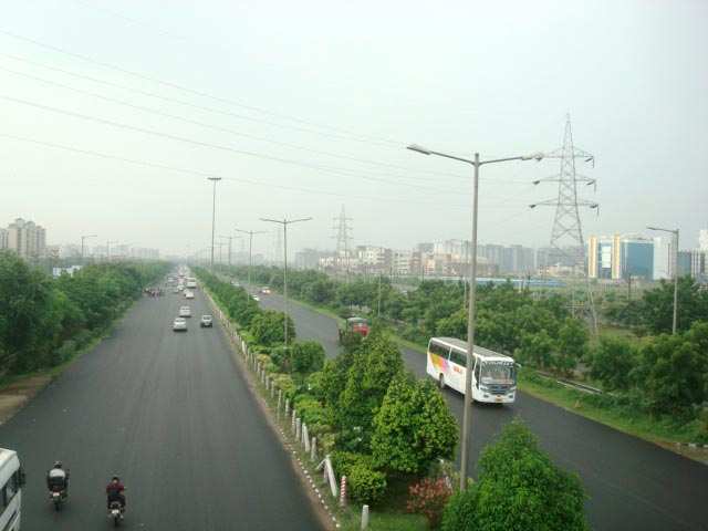 3 BHK on Rent Noida Expressway
