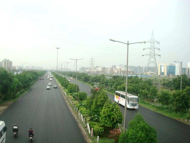 2 BHK on Rent Noida Expressway