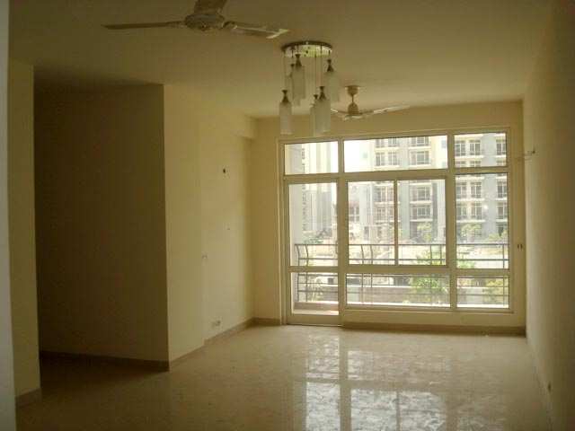 3 BHK With SQ on Rent Noida Expressway