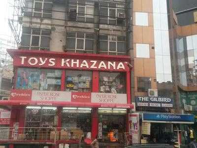 702  Sq. Feet Commercial Shops for Rent in Sector 104, Noida