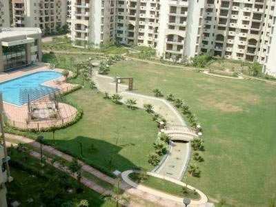 3 BHK Flats & Apartments for Sale in Sector 93, Noida