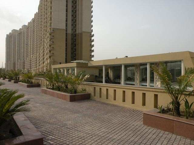 3 BHK Flat for Sale in Hazipur Noida