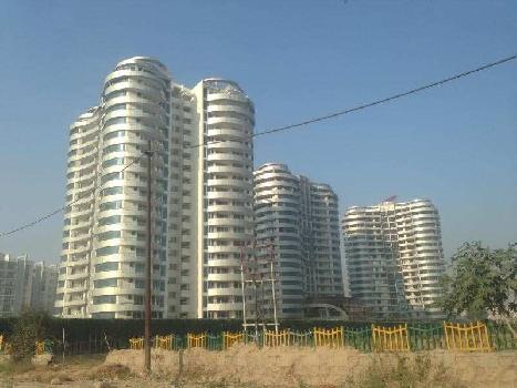 4 BHK Flats & Apartments for Sale in Sector 93b, Noida (3850 Sq.ft.)