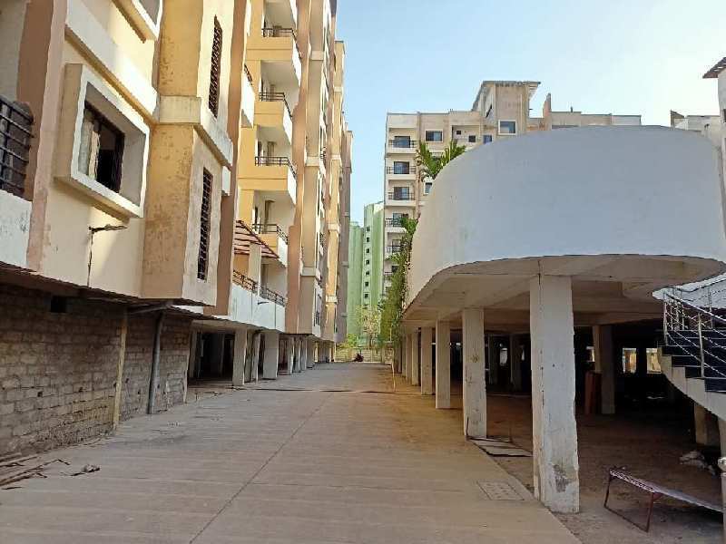 2 BHK Flats & Apartments for Sale in New Dhamtari Road, Raipur (950 Sq.ft.)