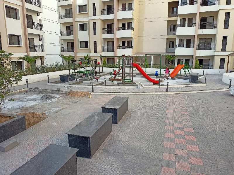3 BHK Flats & Apartments for Sale in New Dhamtari Road, Raipur (1250 Sq.ft.)