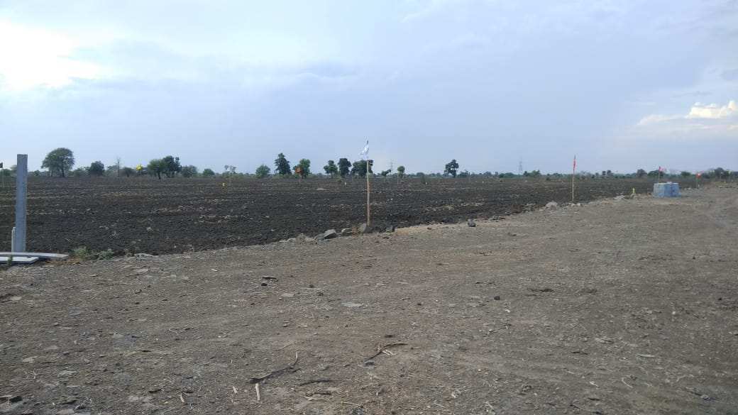 Commercial RL Plots On 200 And 100 ft Main Road Touch NMRDA RL WITH RERA APPROVED WITH FULLY DEVELOPED