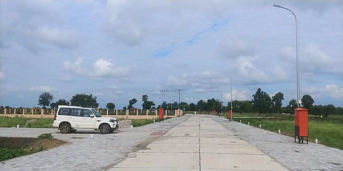Residential Plot NMRDA SANCTIONED WITH RL AND RERA APPROVED 60FT MAIN ROAD TOUCH PLOTS WITH  FULLY DEVELOPED Layout