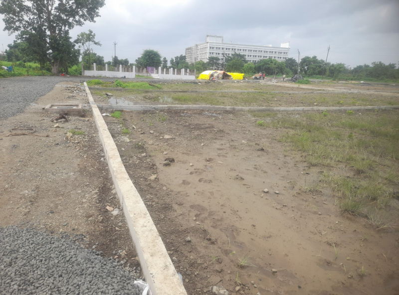 Commercial RL Plots On 200 And 100 ft Main Road Touch NMRDA RL WITH RERA APPROVED WITH FULLY DEVELOPED