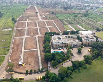 Commercial And Residential Plots On 80 Ft And 60 Ft Main Road Touch With NMRDA And RERA Approved And Fully Developed