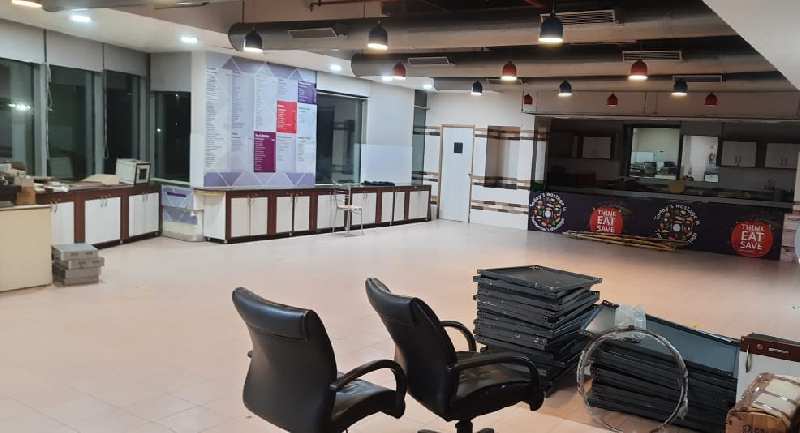 Fully furnished office space measuring 29725 sq. ft. approx in Unitech Cyberpark, Sector 39, Gurgaon, Haryana.